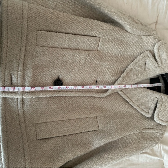 Coach waist length tweed jacket, wool blend, size small. Comes with storage bag. - Picture 6 of 7